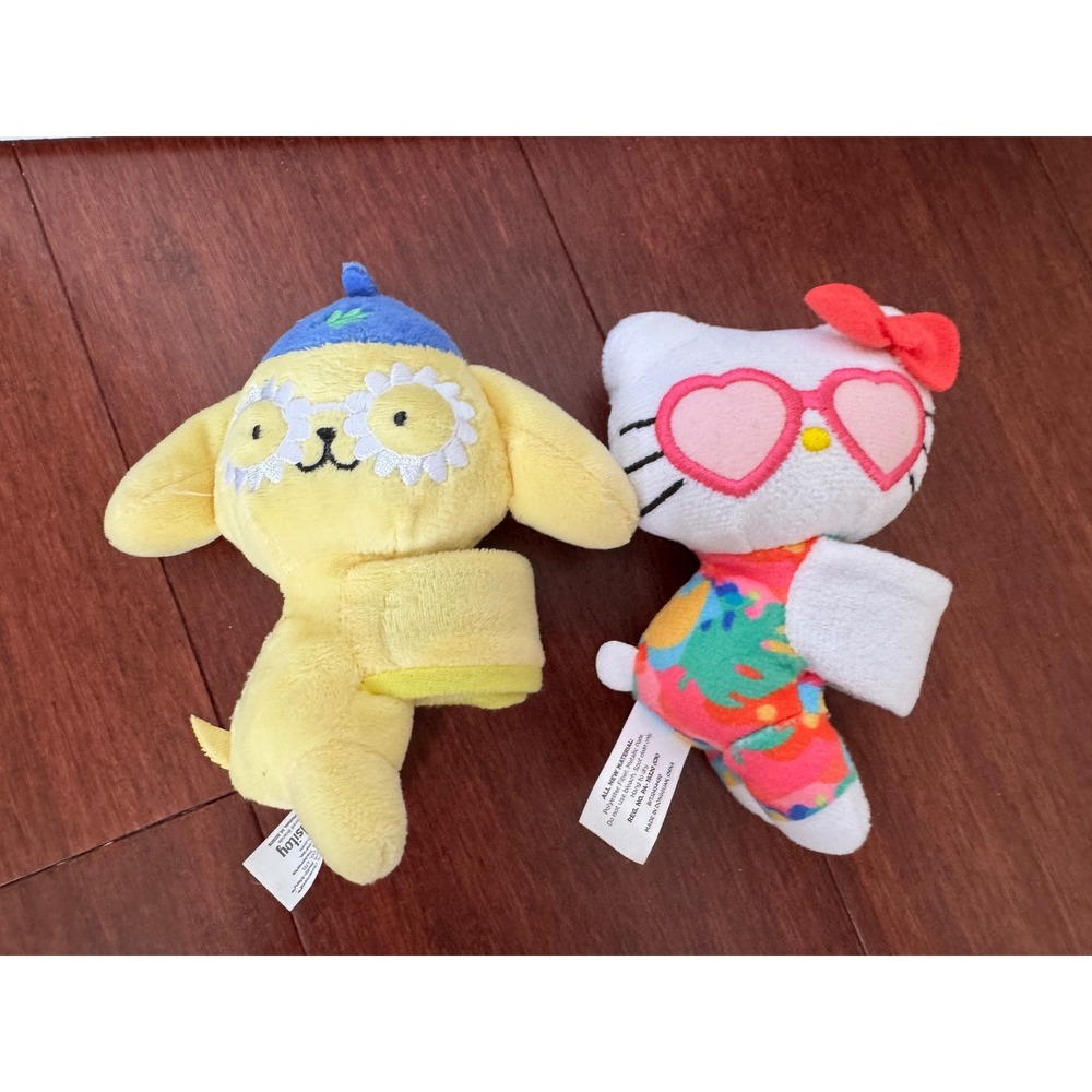 Sanrio‎ Pompompurin Hello Kitty Plush Slap Bracelets Bullseye's Playground 2pc